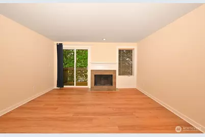 301 W Raye Street #106, Seattle, WA 98119 - Photo 5
