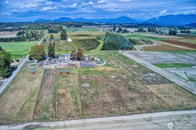 14417 Bradshaw Rd, Mount Vernon, WA 98273 - Photo 7