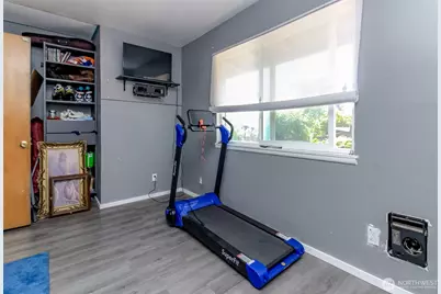 2633 Lake Youngs Court SE, Renton, WA 98058 - Photo 9
