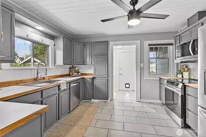 2311 Victor Street, Bellingham, WA 98225 - Photo 7
