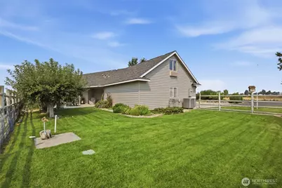 7203 Dahl NE, Moses Lake, WA 98837 - Photo 31