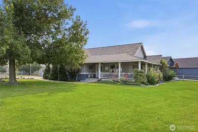 7203 Dahl NE, Moses Lake, WA 98837 - Photo 3