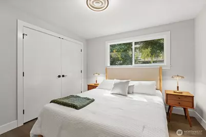 10345 36th Avenue NE, Seattle, WA 98125 - Photo 25