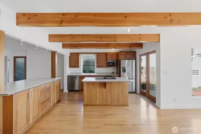 2618 W Lake Sammamish Parkway NE, Redmond, WA 98052 - Photo 13