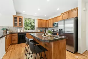 1901 NE Killian Ln, Issaquah, WA 98029 - Photo 11