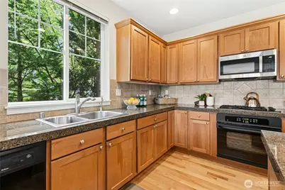 1901 NE Killian Lane, Issaquah, WA 98029 - Photo 13