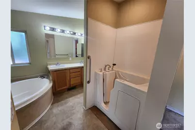 501 W 7th Street, Centralia, WA 98531 - Photo 35