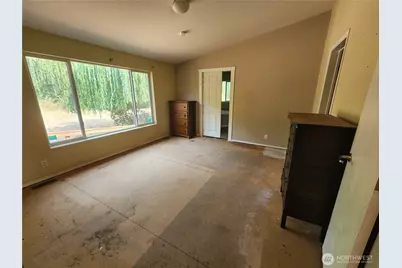 501 W 7th Street, Centralia, WA 98531 - Photo 29