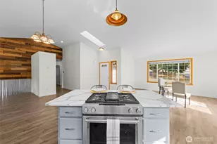 17831 77th St E, Bonney Lake, WA 98391 - Photo 9