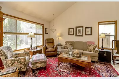 12523 NE 164th Street, Woodinville, WA 98072 - Photo 11