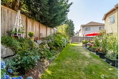 12523 NE 164th Street, Woodinville, WA 98072 - Photo 39