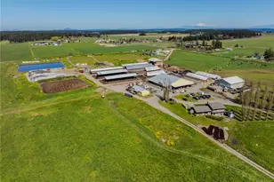 1240 Arnold Rd, Oak Harbor, WA 98277 - Photo 5