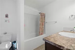 16068 Greenwood Ave N, Shoreline, WA 98133 - Photo 13