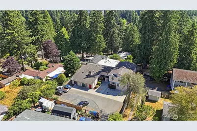 16068 Greenwood Avenue N, Shoreline, WA 98133 - Photo 39