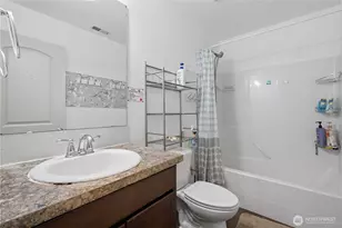 16068 Greenwood Ave N, Shoreline, WA 98133 - Photo 15