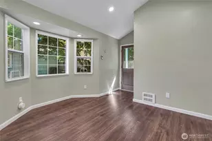 13041 25th Ave NE, Seattle, WA 98125 - Photo 29