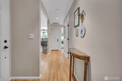 13041 25th Avenue NE, Seattle, WA 98125 - Photo 5