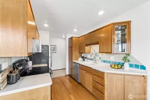 6421 Lake Washington Blvd NE, Kirkland, WA 98033 - Photo 13