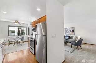 6421 Lake Washington Blvd NE, Kirkland, WA 98033 - Photo 11