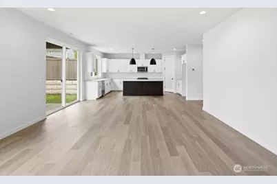 9318 71st Avenue E #11, Puyallup, WA 98371 - Photo 7