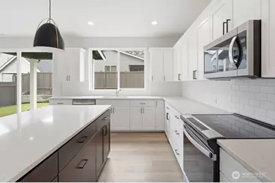 9318 71st Avenue E #11, Puyallup, WA 98371 - Photo 11