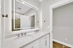 5507 Waller Rd E, Tacoma, WA 98443 - Photo 33