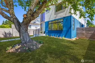 10240 40th Ave SW, Seattle, WA 98146 - Photo 33
