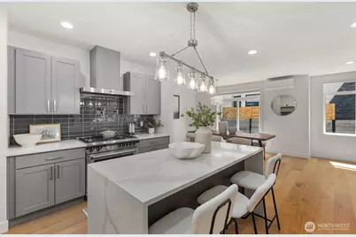 10240 40th Avenue SW #A, Seattle, WA 98146 - Photo 11