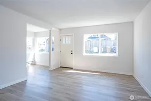 3574 S Crandall Ln, Tacoma, WA 98418 - Photo 3