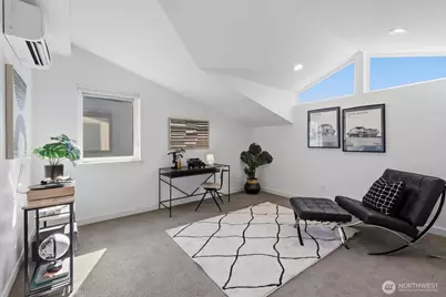 2415 NE 77th Street, Seattle, WA 98115 - Photo 15