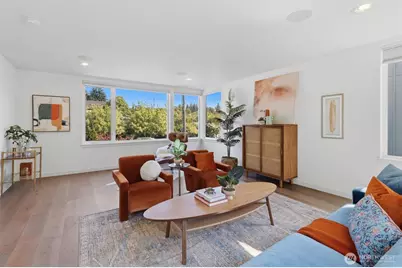 2415 NE 77th Street, Seattle, WA 98115 - Photo 3