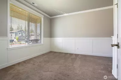 1407 Baker Heights Loop, Bremerton, WA 98312 - Photo 3
