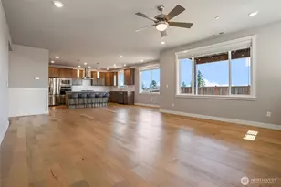 1407 Baker Heights Loop, Bremerton, WA 98312 - Photo 19