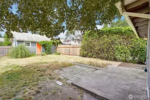 811 S 88th St, Tacoma, WA 98444 - Photo 29