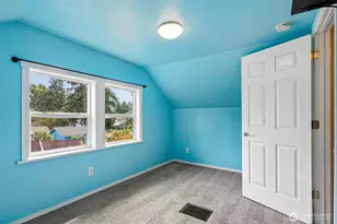 811 S 88th St, Tacoma, WA 98444 - Photo 23