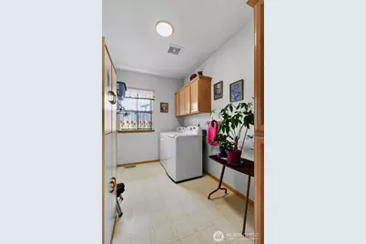 12319 203rd Avenue Ct E, Bonney Lake, WA 98391 - Photo 17