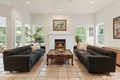 641 E Lakeshore Drive, Allyn, WA 98524 - Photo 5
