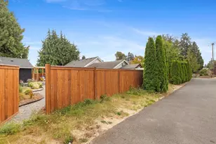 7559 19th Ave SW, Seattle, WA 98106 - Photo 23