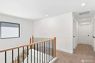 9937 Barnes Ln S, Tacoma, WA 98444 - Photo 17