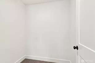 9937 Barnes Ln S, Tacoma, WA 98444 - Photo 29