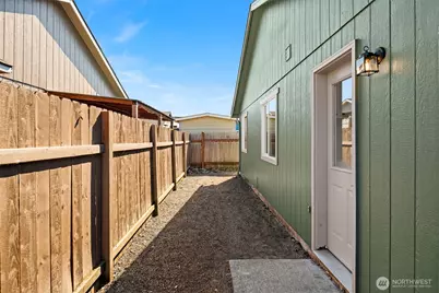 4315 150th Street NE, Marysville, WA 98271 - Photo 17