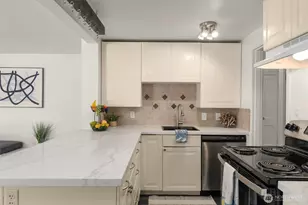 11214 Cornell Ave S, Seattle, WA 98178 - Photo 17