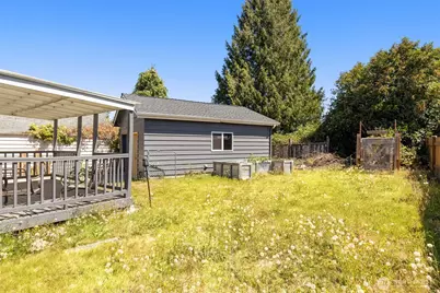 11214 Cornell Avenue S, Seattle, WA 98178 - Photo 29