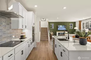 14017 207th Ave Ct E, Bonney Lake, WA 98391 - Photo 11