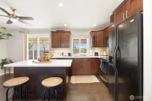 6618 98th Pl NE, Marysville, WA 98270 - Photo 9