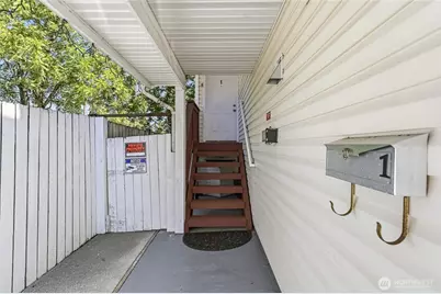 7009 42nd Avenue S #1, Seattle, WA 98118 - Photo 3