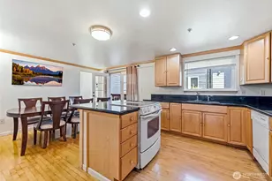 7009 42nd Ave S, Seattle, WA 98118 - Photo 7