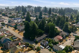 2135 4th St, Bremerton, WA 98312 - Photo 3