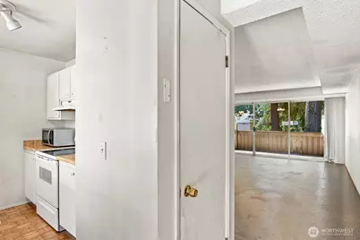 4801 180th Street SW #B205, Lynnwood, WA 98037 - Photo 7