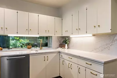 508 Randolph Avenue, Seattle, WA 98122 - Photo 11